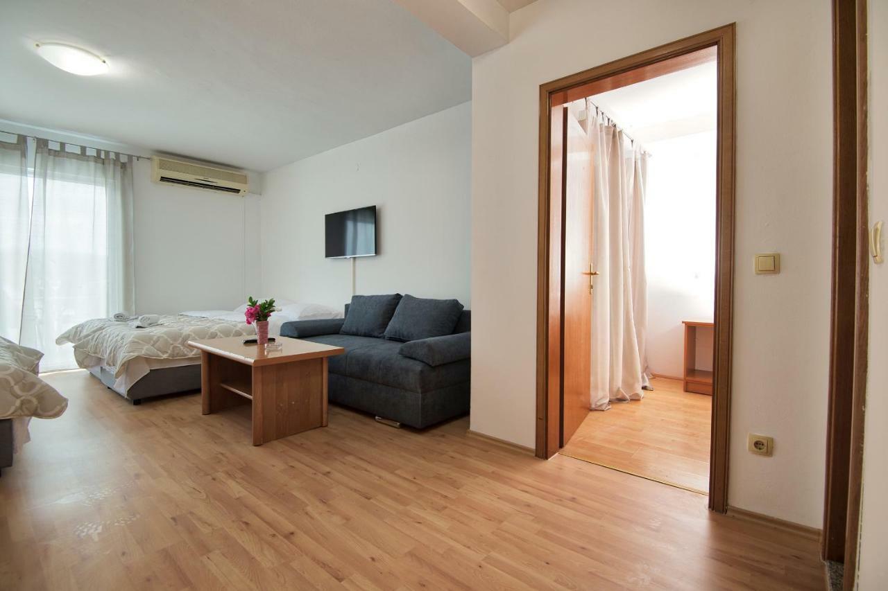 نيوم Motel More المظهر الخارجي الصورة